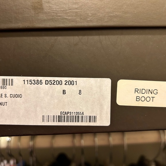 Gucci Women’s Riding Boots - Picture 7 of 8